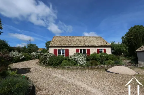 Montceau-et-Écharnant Côte-d'Or casa foto 7086492