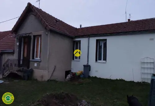 Montmarault Allier casa foto