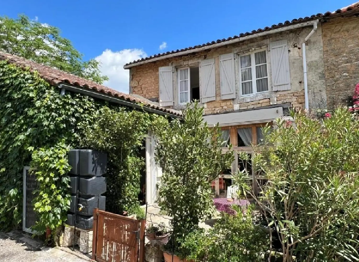  en venta casa Nanteuil-en-Vallée Charente 1