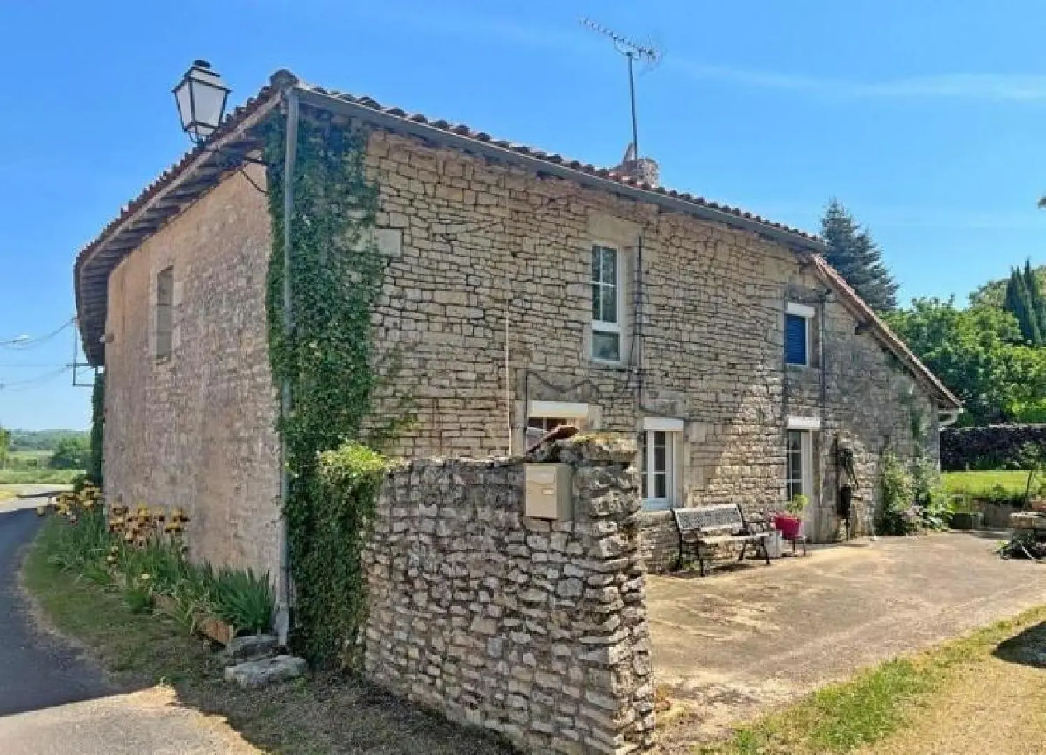  en venta casa Nanteuil-en-Vallée Charente 4