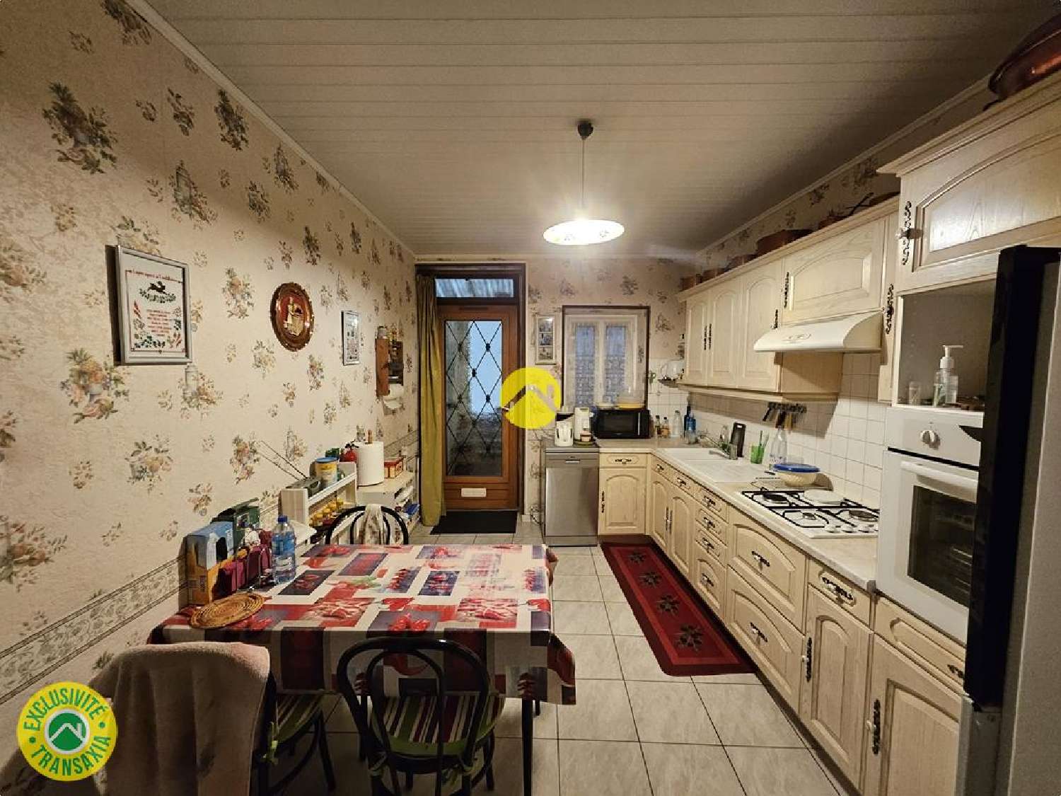  te koop huis Nérondes Cher 1