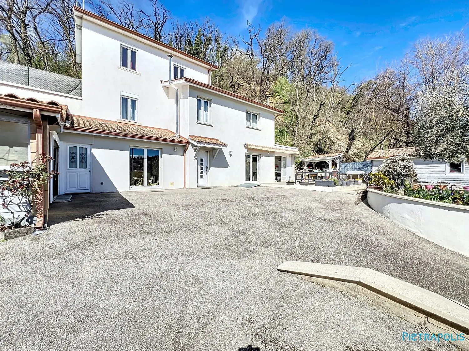  for sale house Neuville-sur-Saône Rhône 2