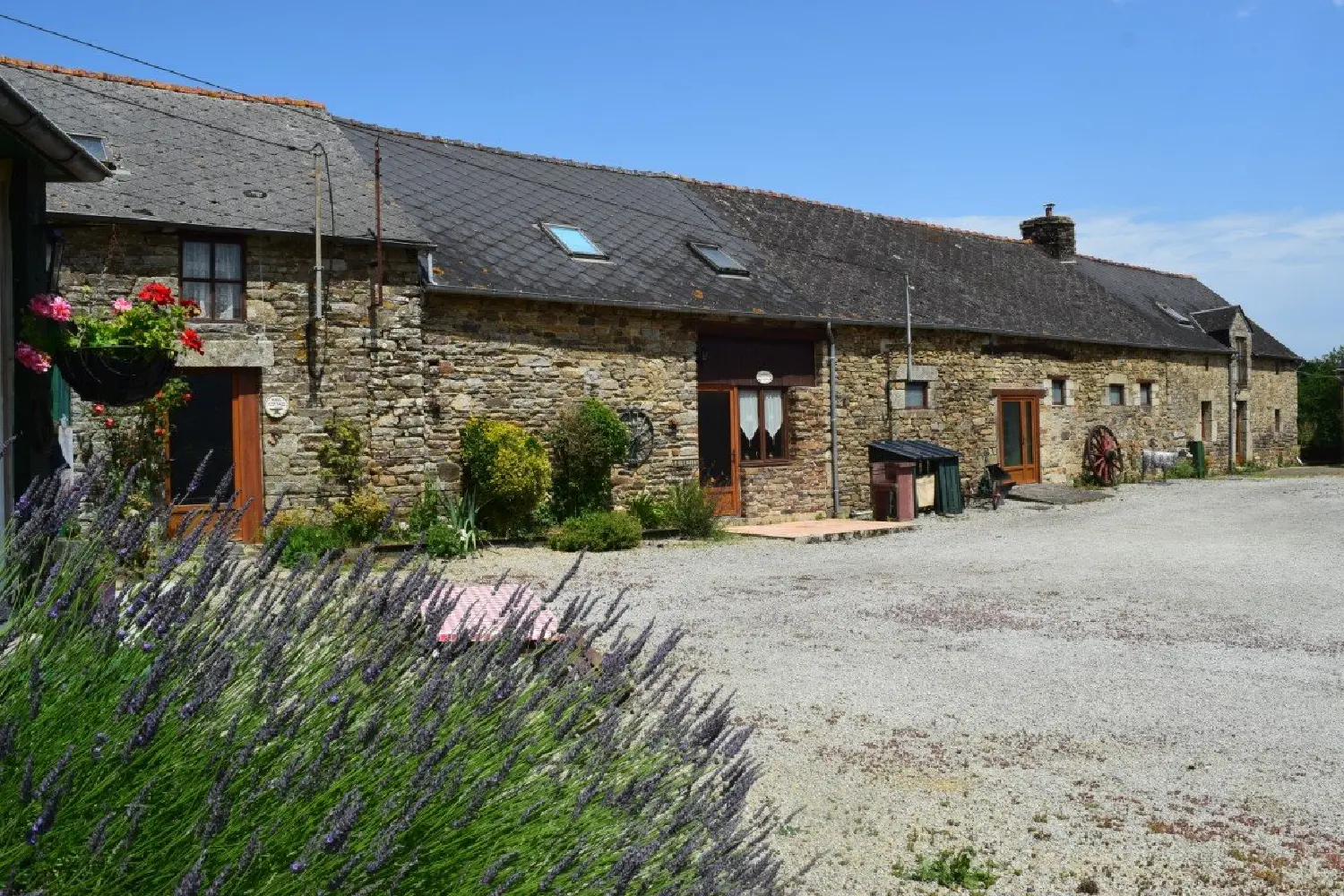  en venta casa Plouguenast Côtes-d'Armor 1