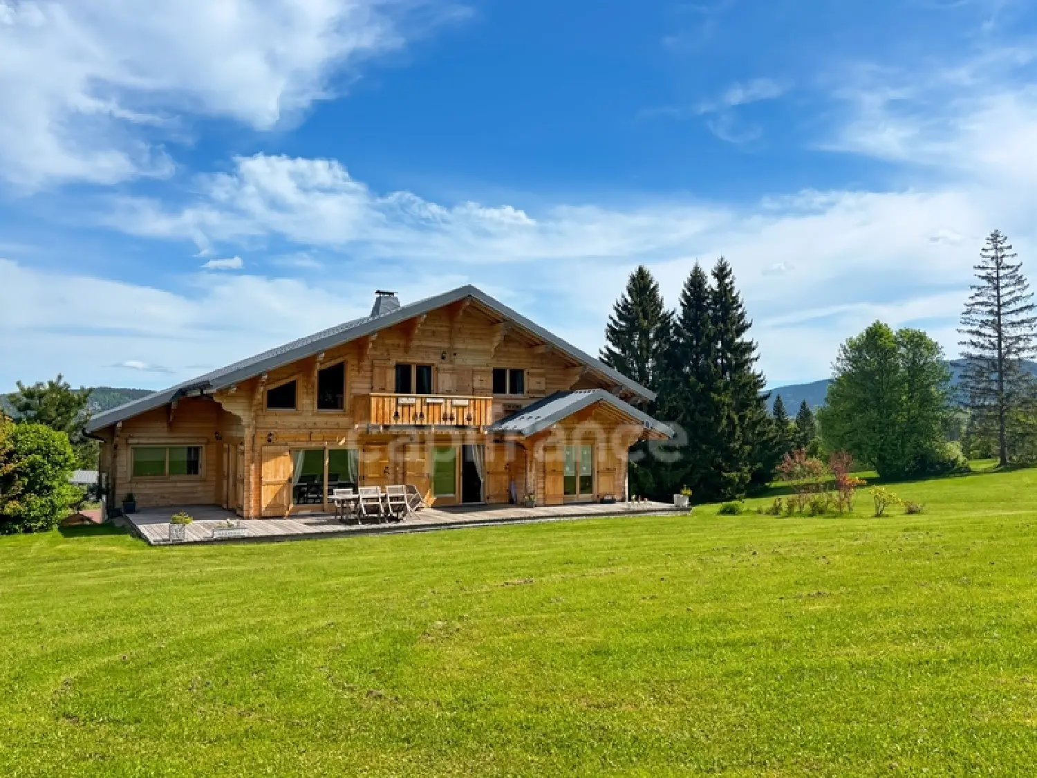  te koop huis Prémanon Jura 1