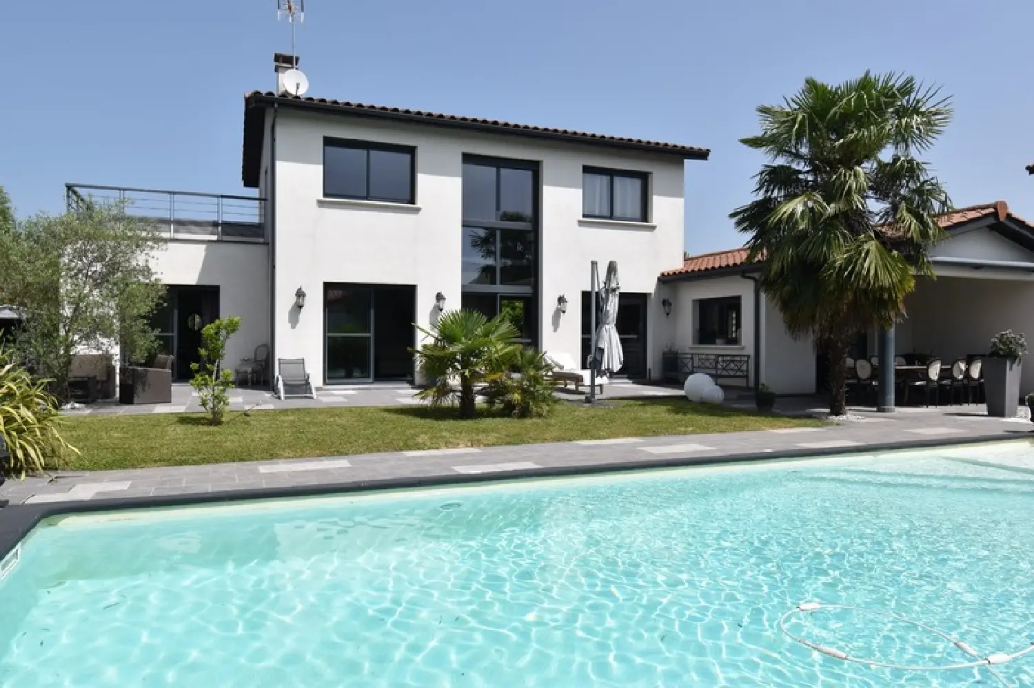  te koop huis Quincieux Rhône 1