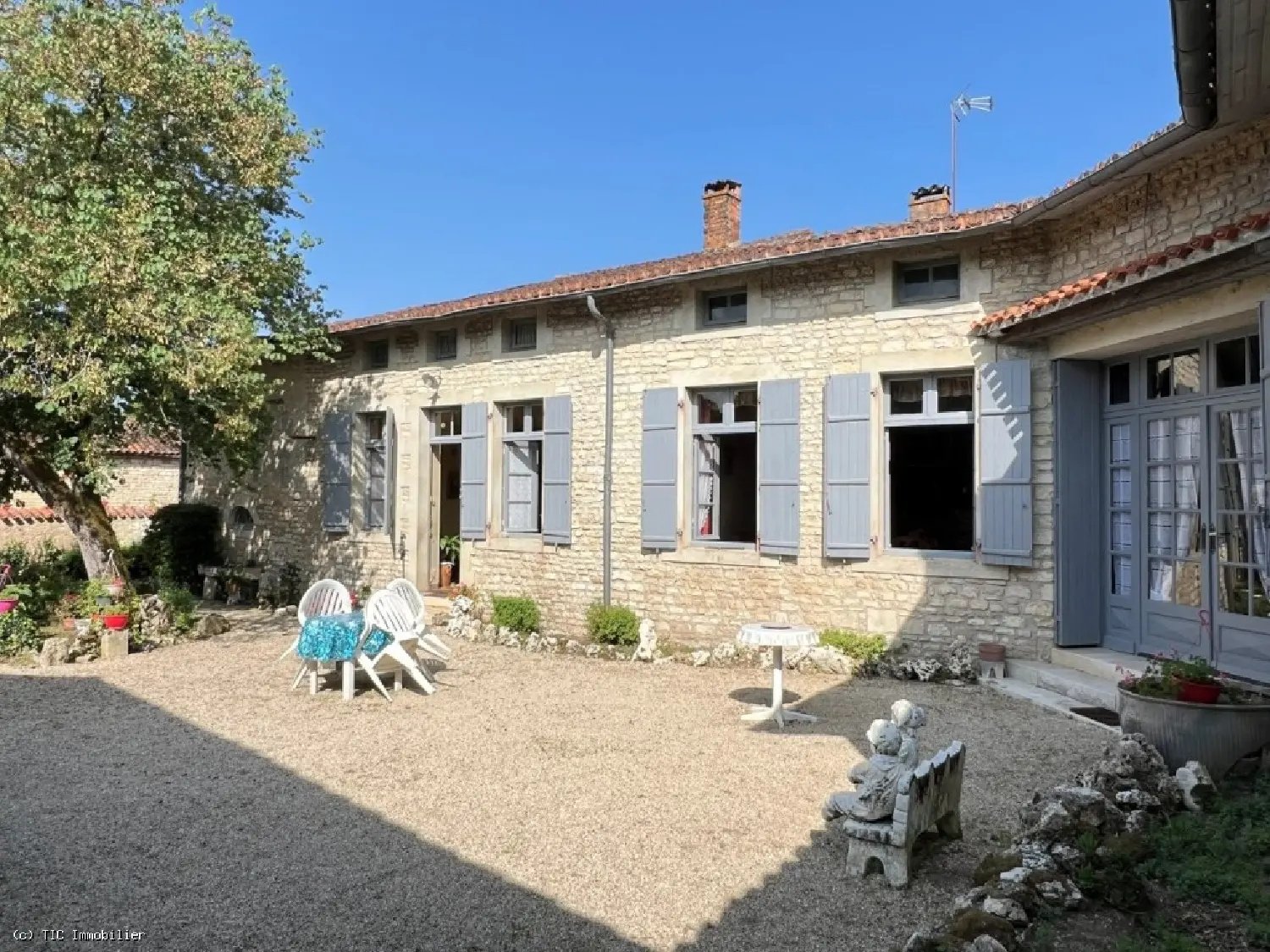 en venta casa Ruffec Charente 2
