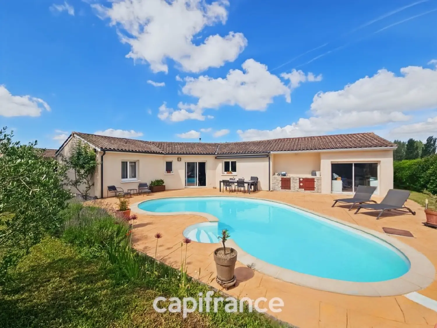 for sale house Saint-Christoly-de-Blaye Gironde 4