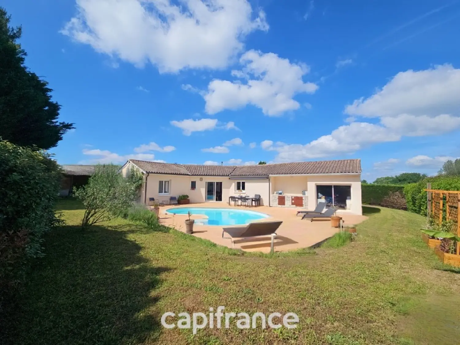  for sale house Saint-Christoly-de-Blaye Gironde 7