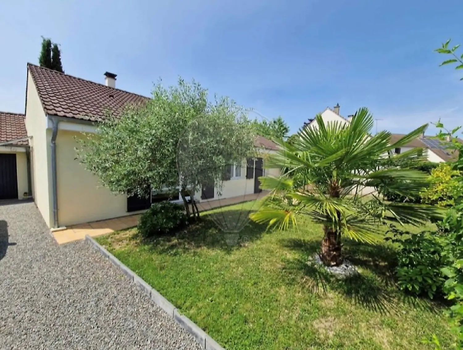  te koop huis Saint-Doulchard Cher 2