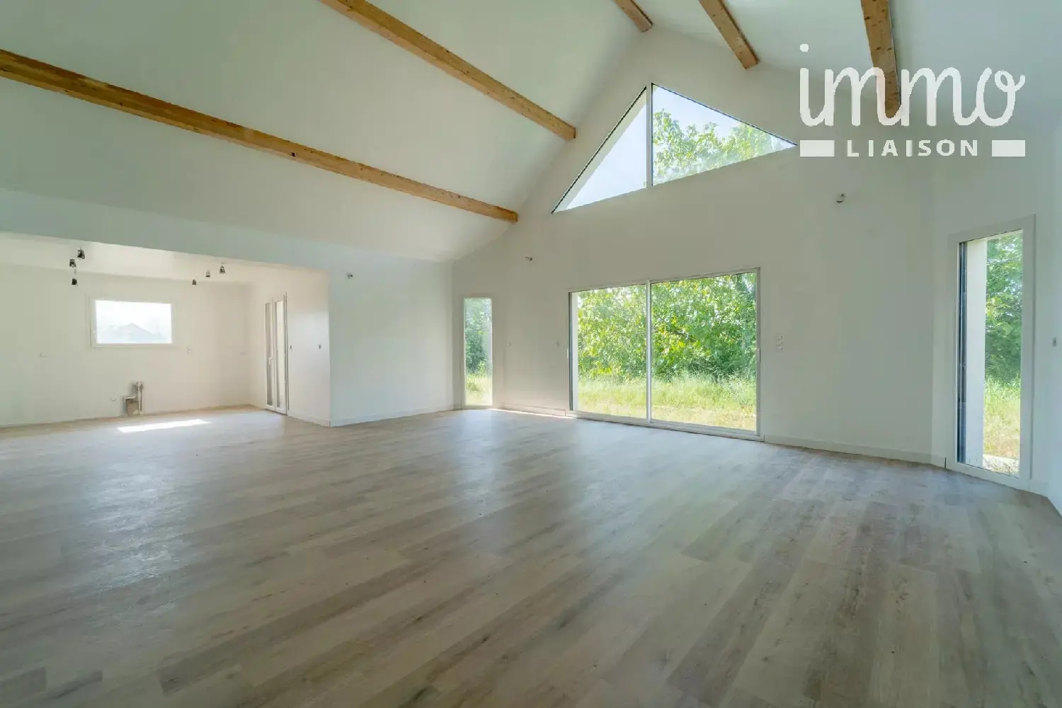  à vendre maison Saint-Éloi Nièvre 2