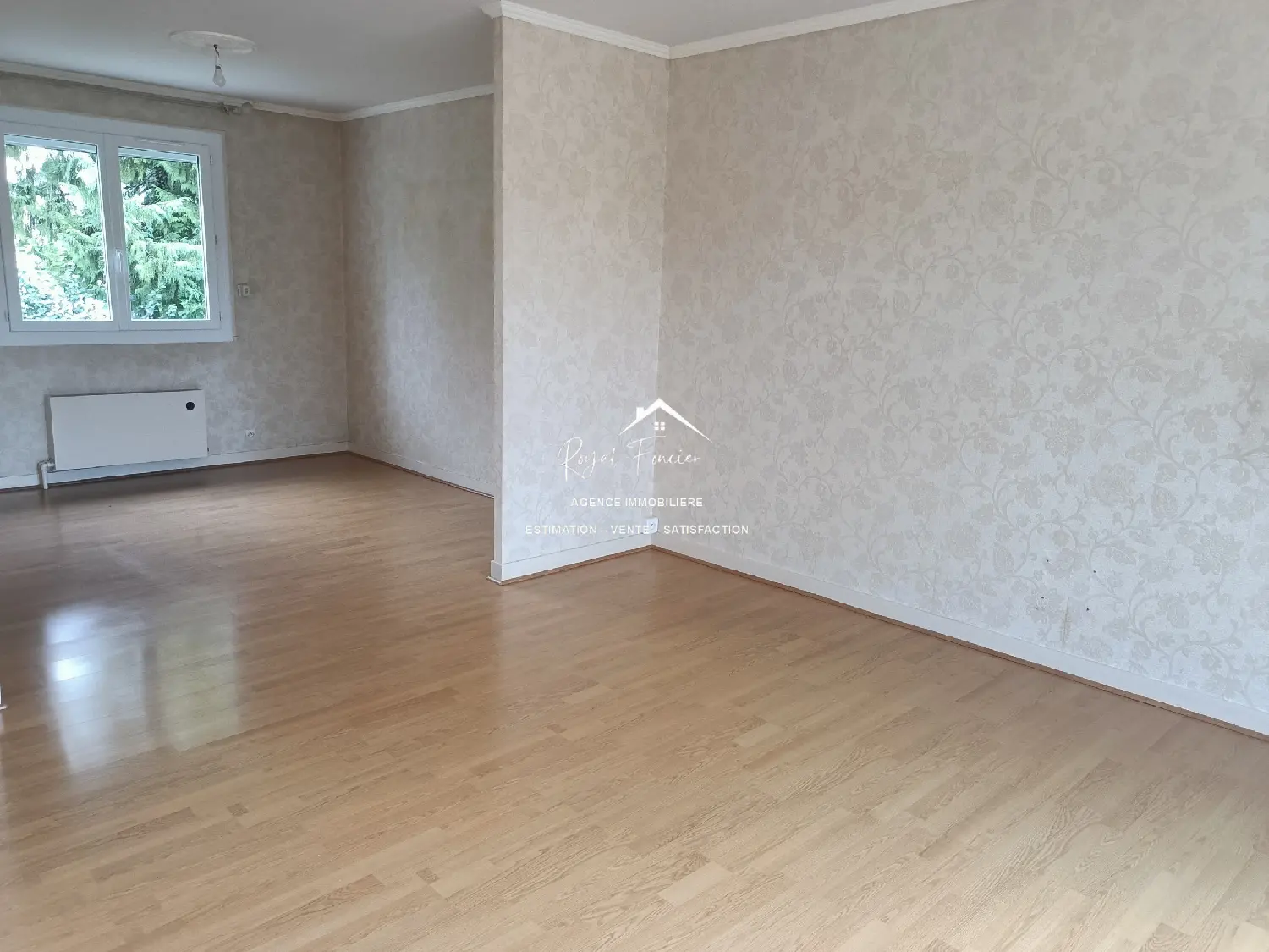  for sale house Saint-Gervais-les-Trois-Clochers Vienne 4