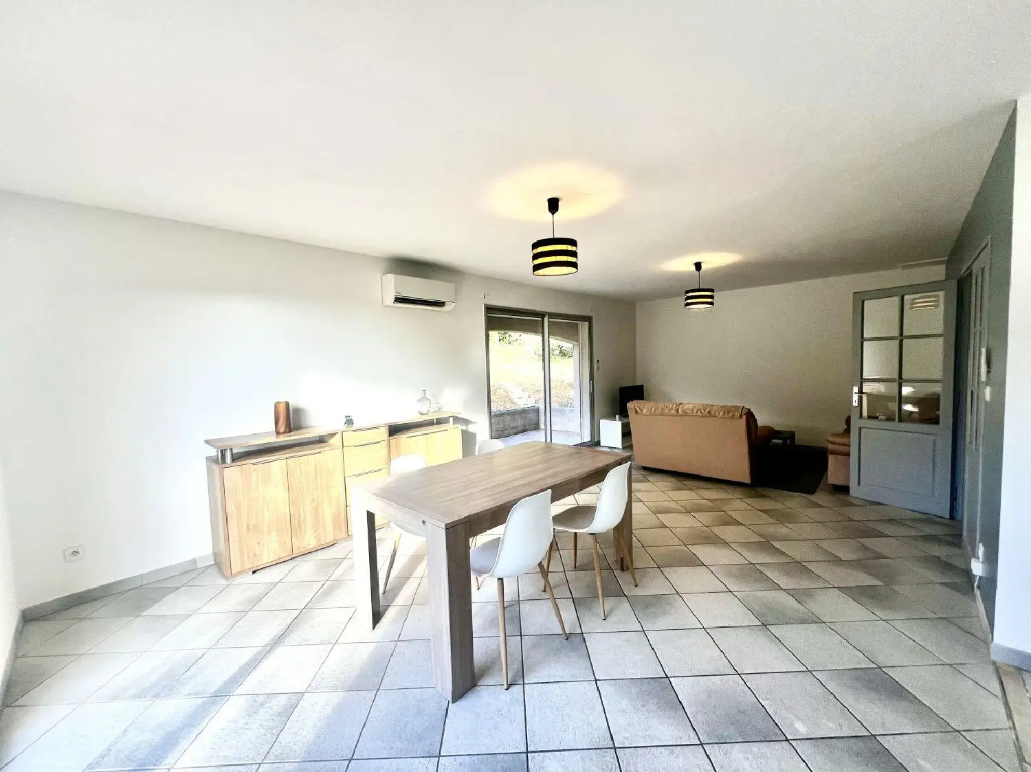 en venta casa Saint-Gilles Gard 3