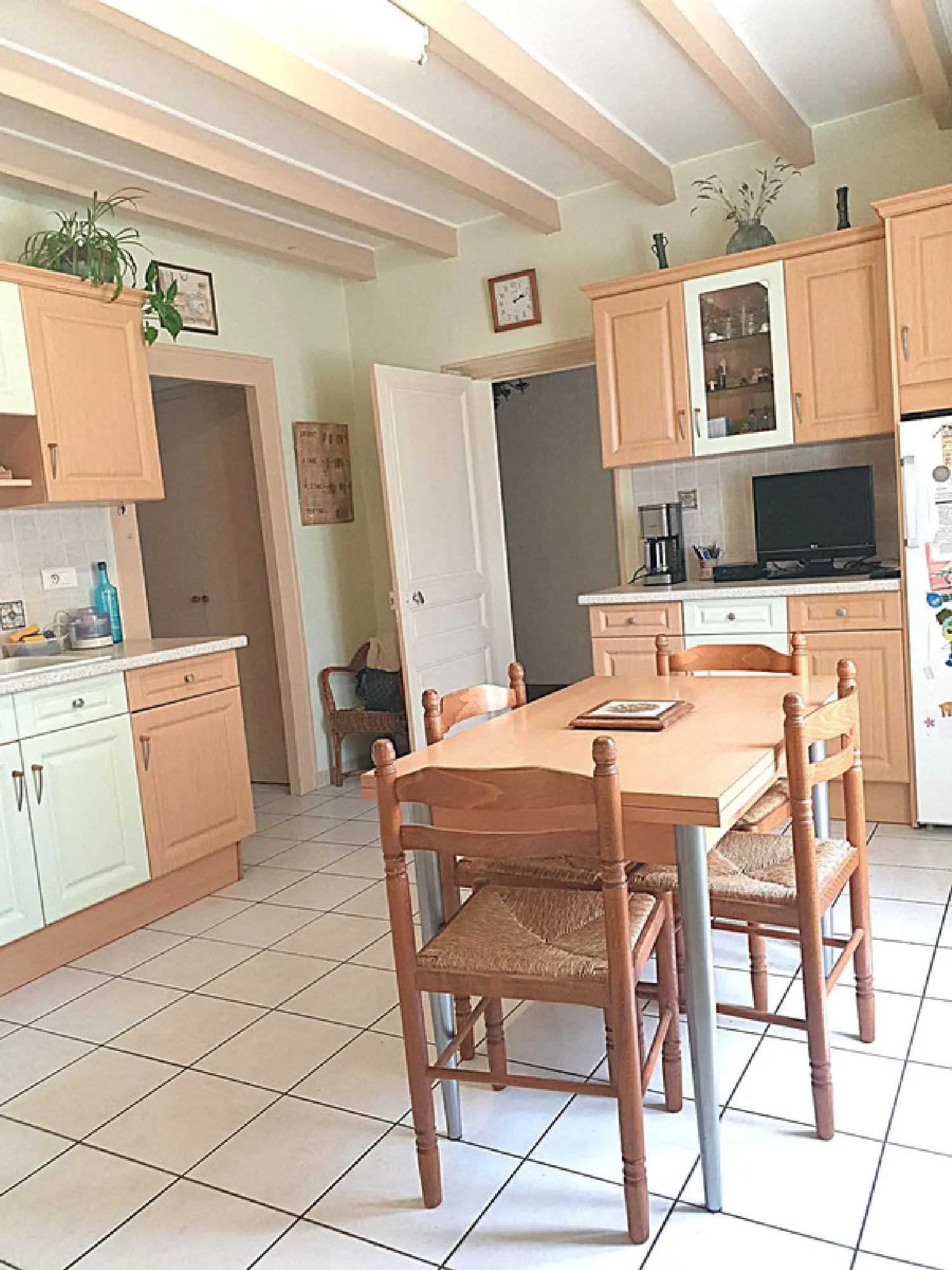  for sale house Saint-Hilaire Charente 4