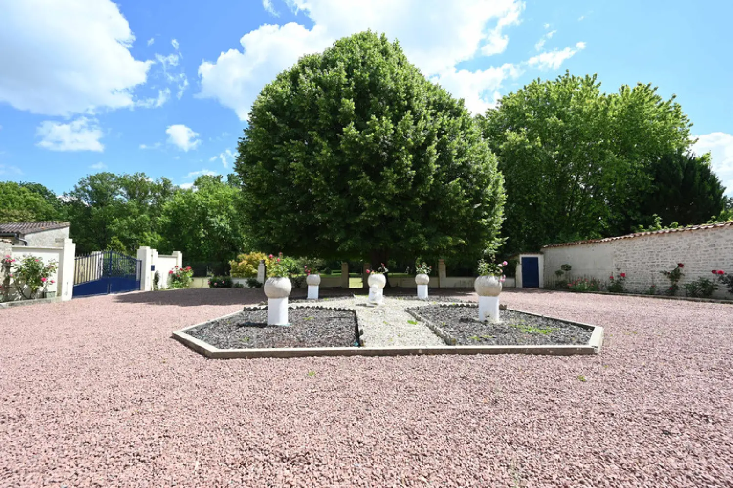  à vendre maison Saint-Jean-d'Angély Charente-Maritime 2