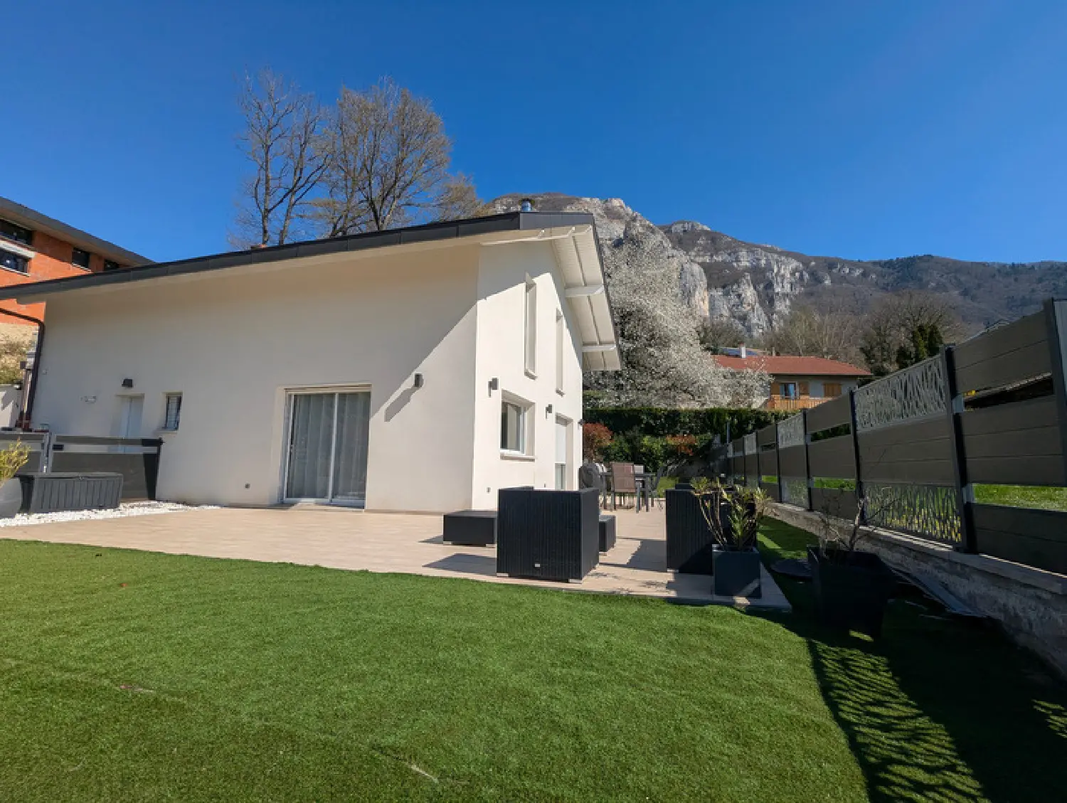 te koop huis Saint-Julien-en-Genevois Haute-Savoie 2