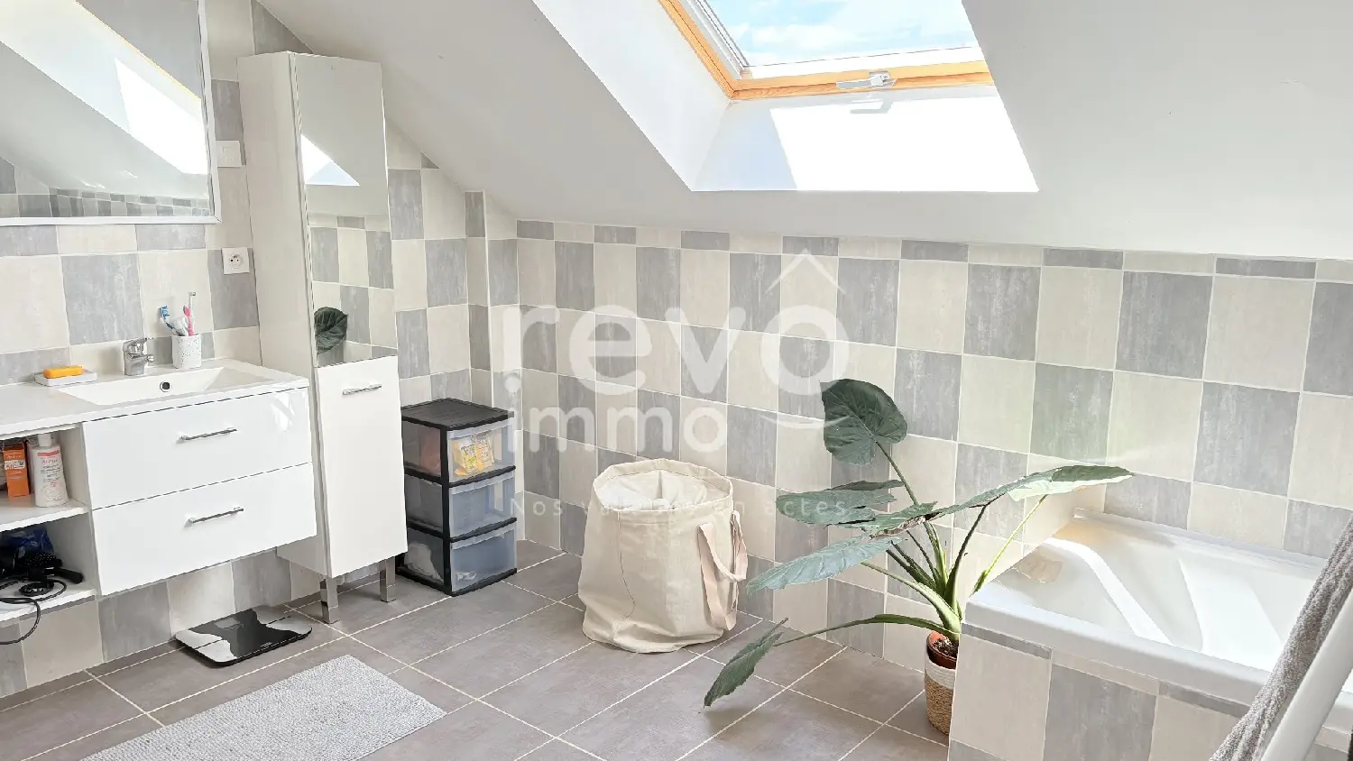  te koop huis Saint-Lambert-du-Lattay Maine-et-Loire 8
