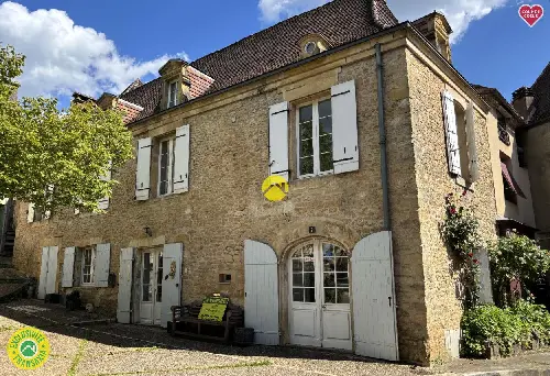 Saint-Laurent-des-Bâtons Dordogne huis foto