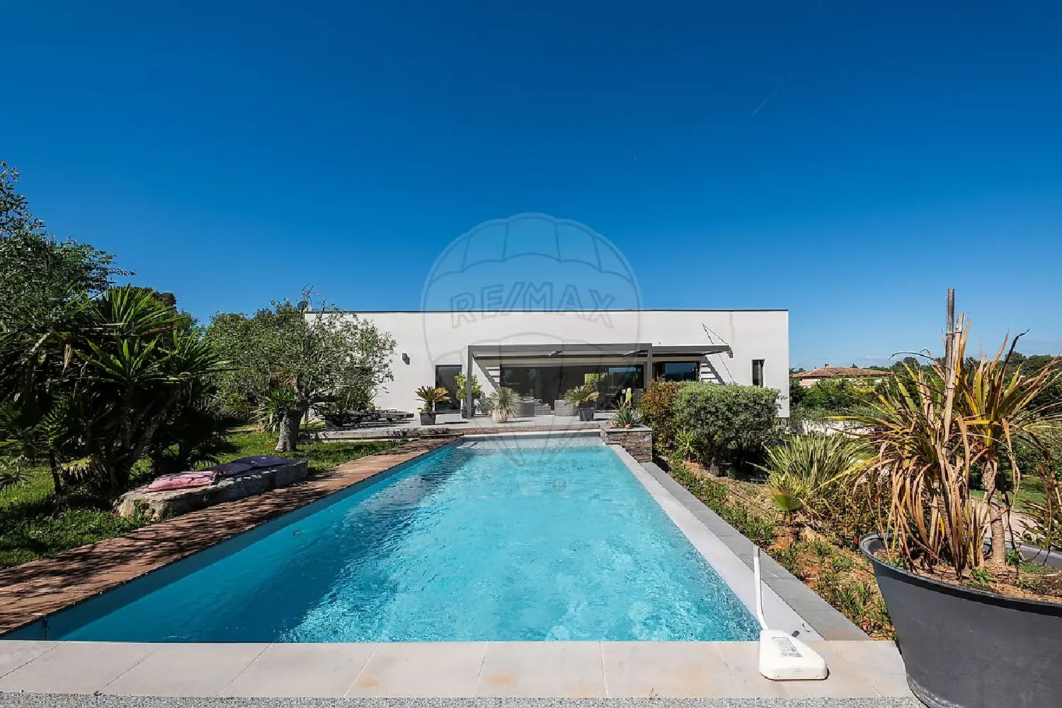  en venta casa Saint-Maximin-la-Sainte-Baume Var 1