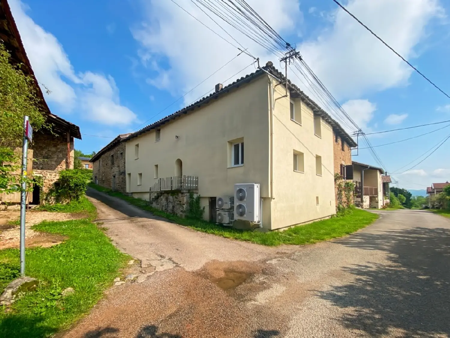  te koop huis Saint-Pierre-le-Vieux Saône-et-Loire 2