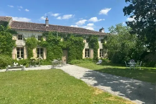 Saint-Pierre-de-Juillers Charente-Maritime Haus Bild 7098318