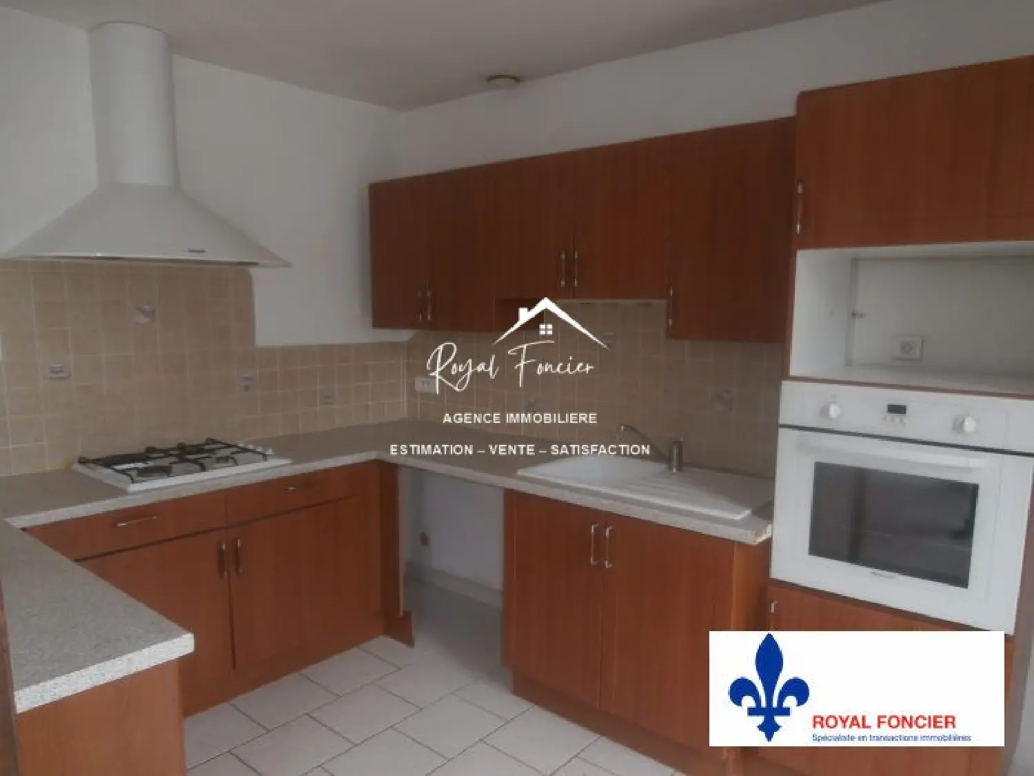 te koop huis Saint-Rémy-sur-Creuse Vienne 4