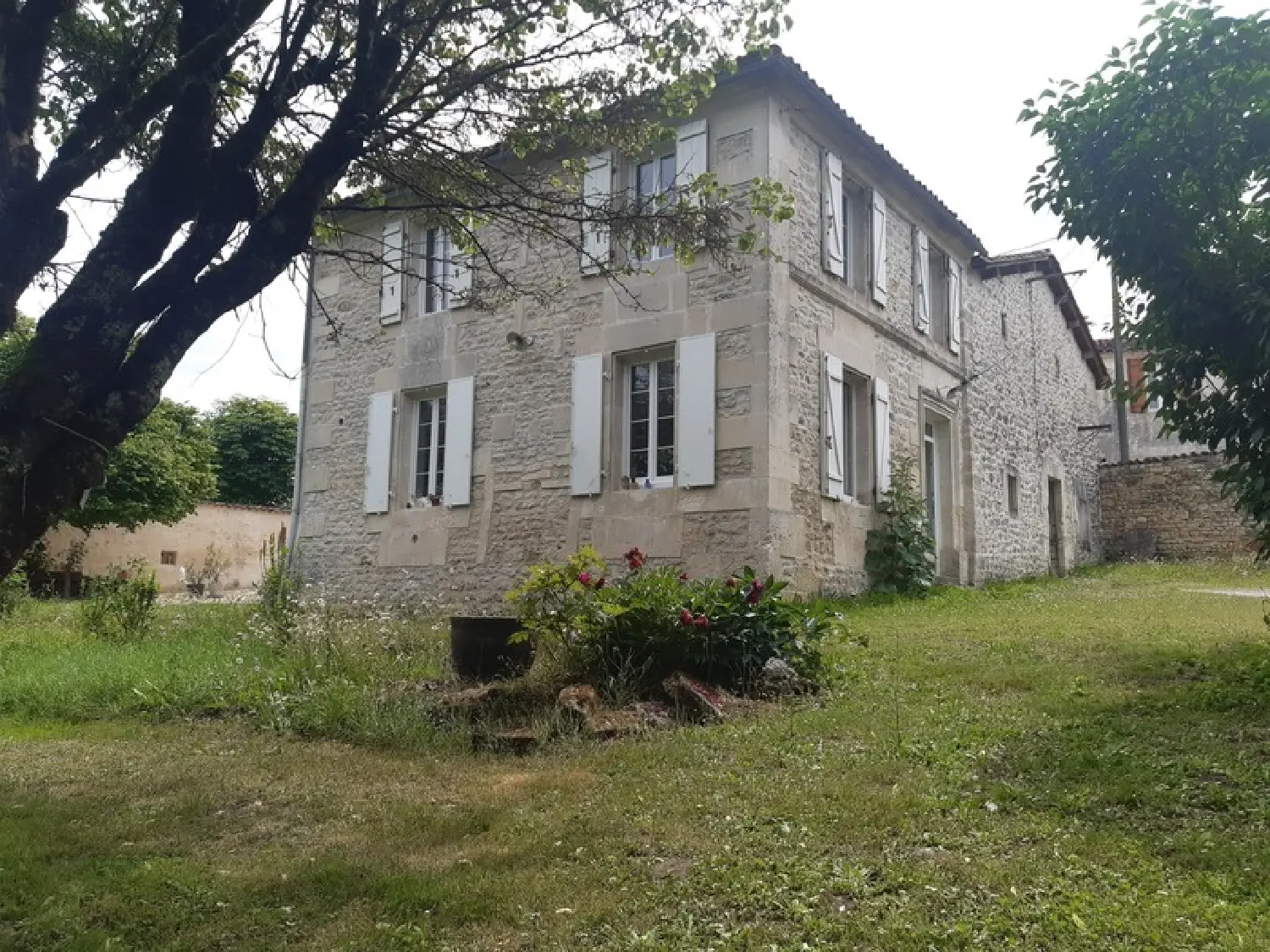  te koop huis Saint-Saturnin Charente 1