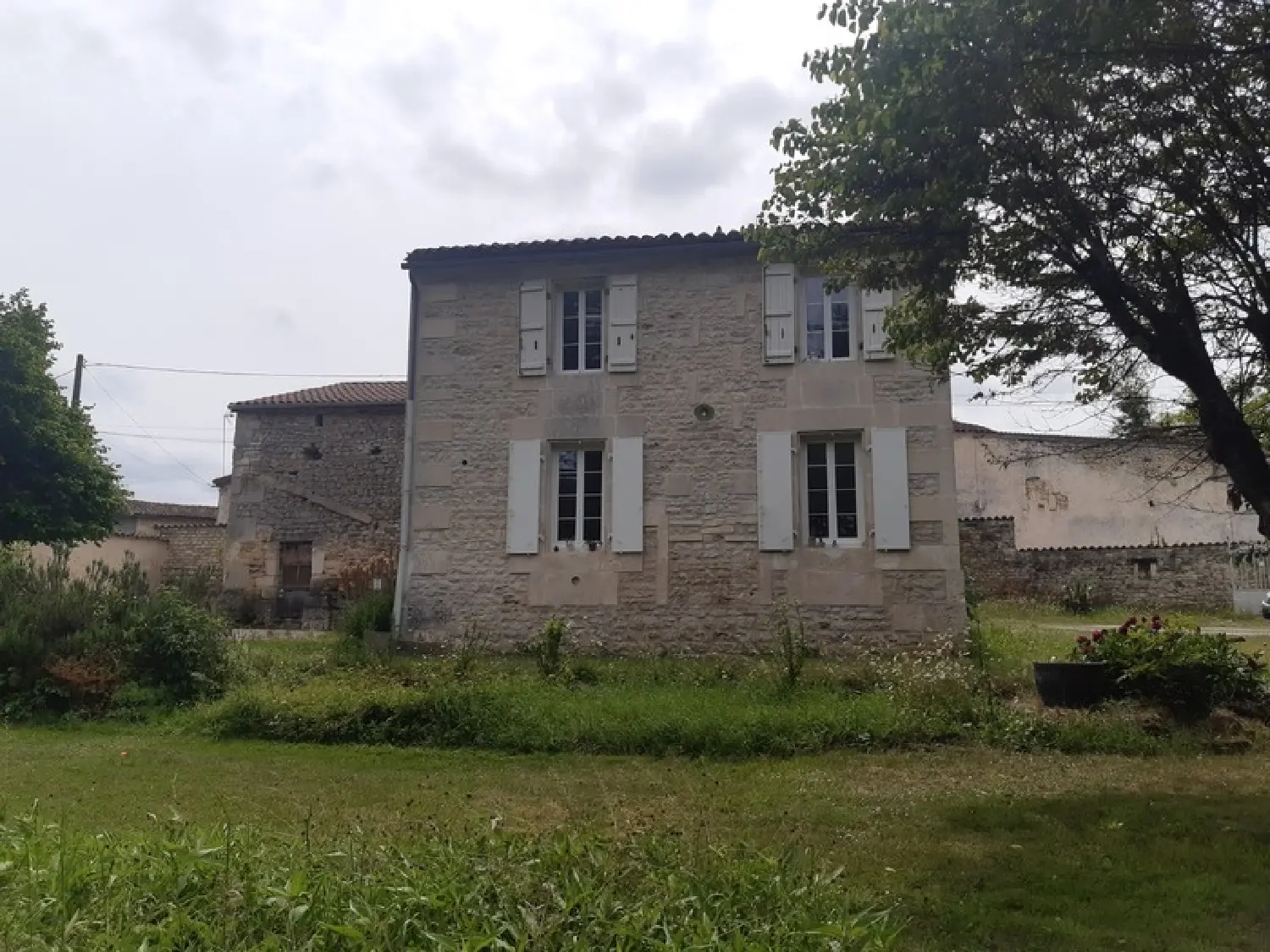  te koop huis Saint-Saturnin Charente 2