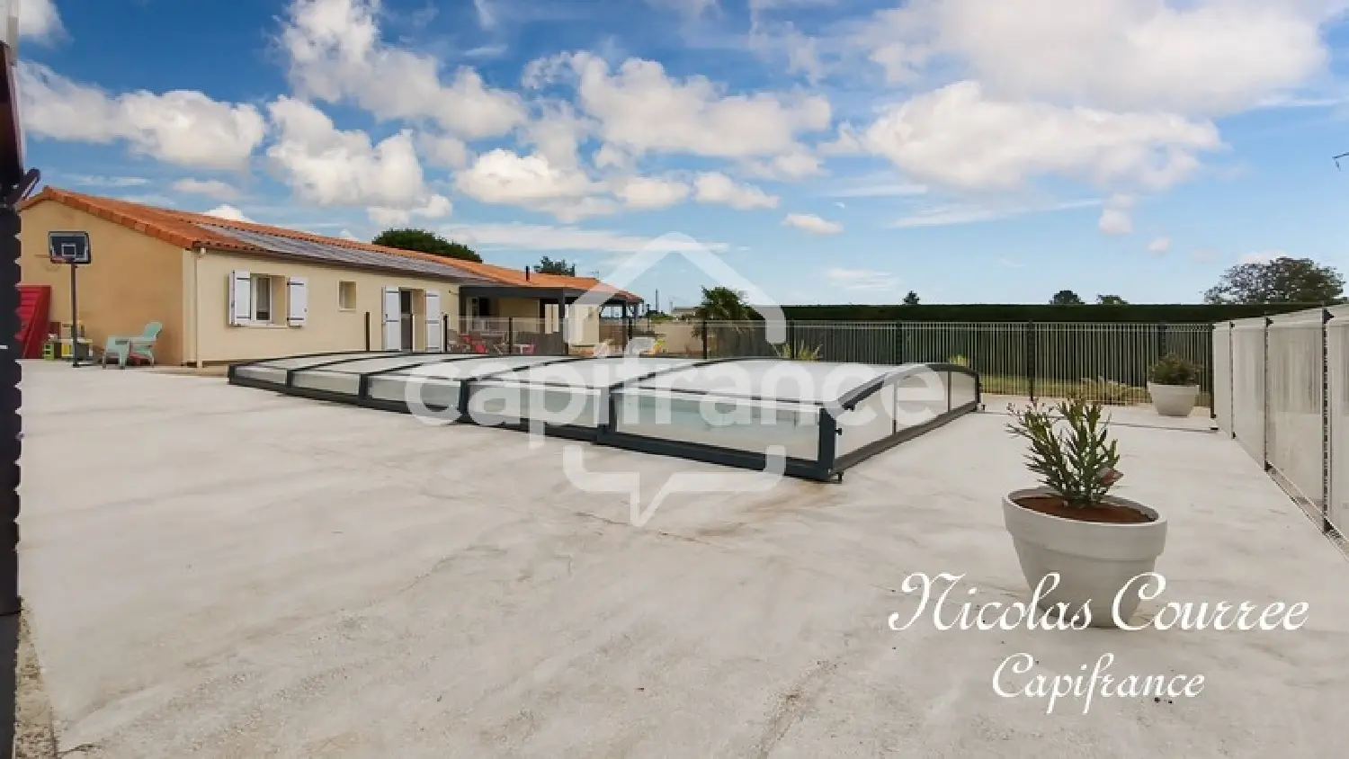  for sale house Saint-Saviol Vienne 3