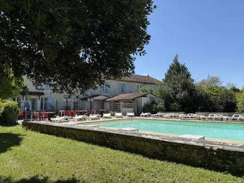 Saint-Séverin Charente huis foto 7098072