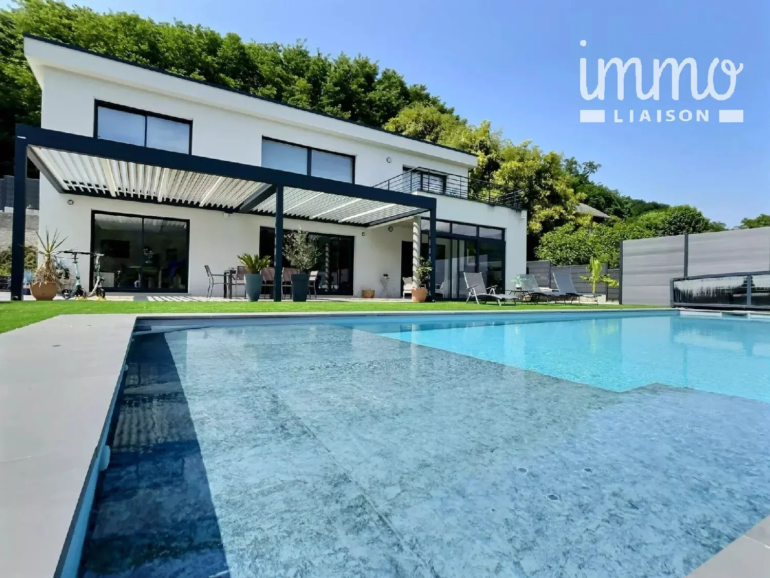  à vendre maison Sainte-Hélène-du-Lac Savoie 3