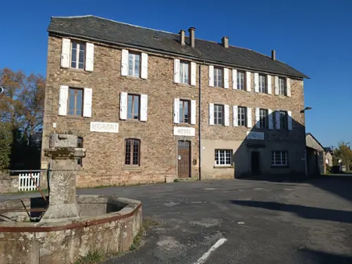 Salles-Curan Aveyron huis foto 7088294