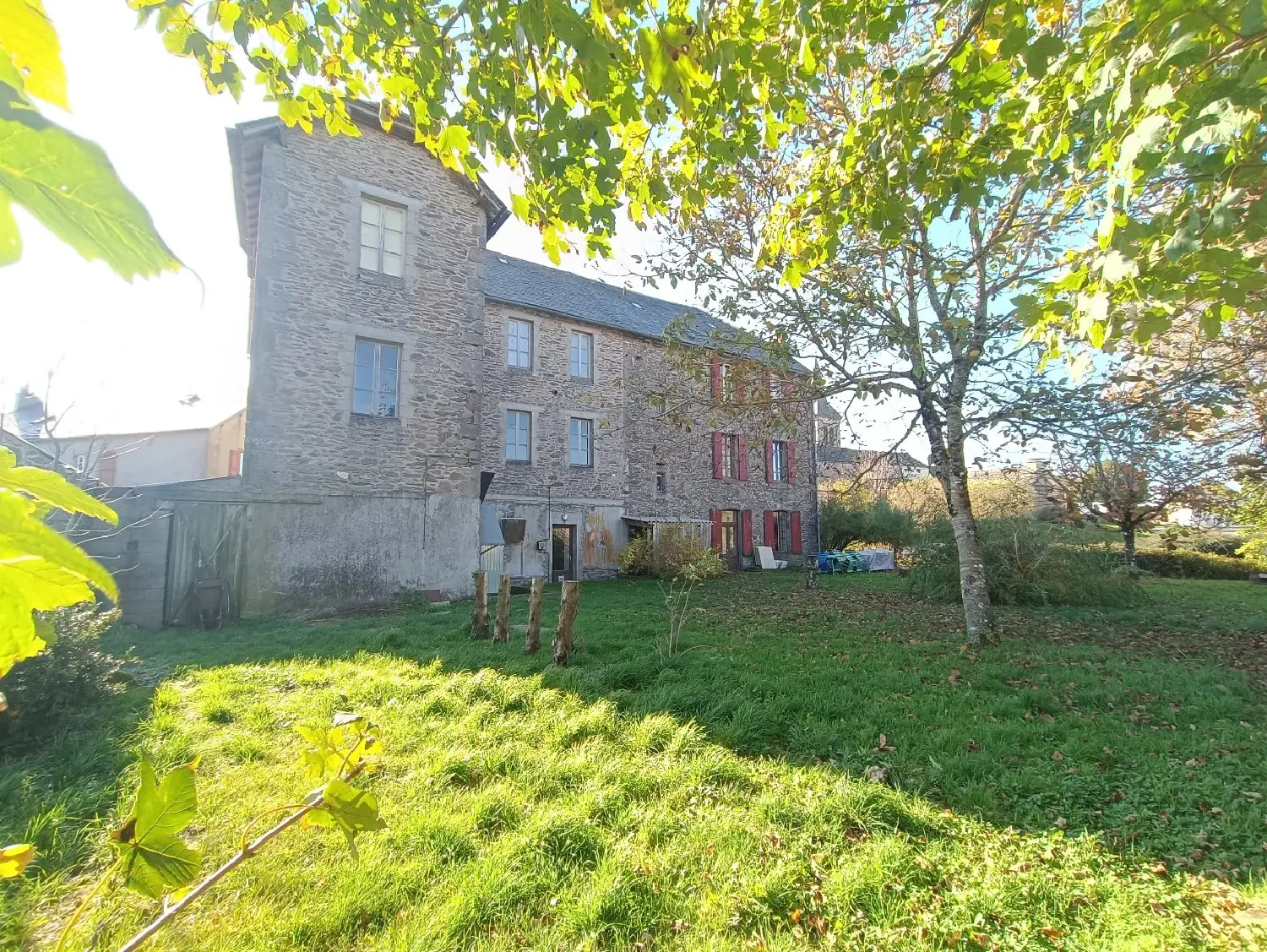  en venta casa Salles-Curan Aveyron 1