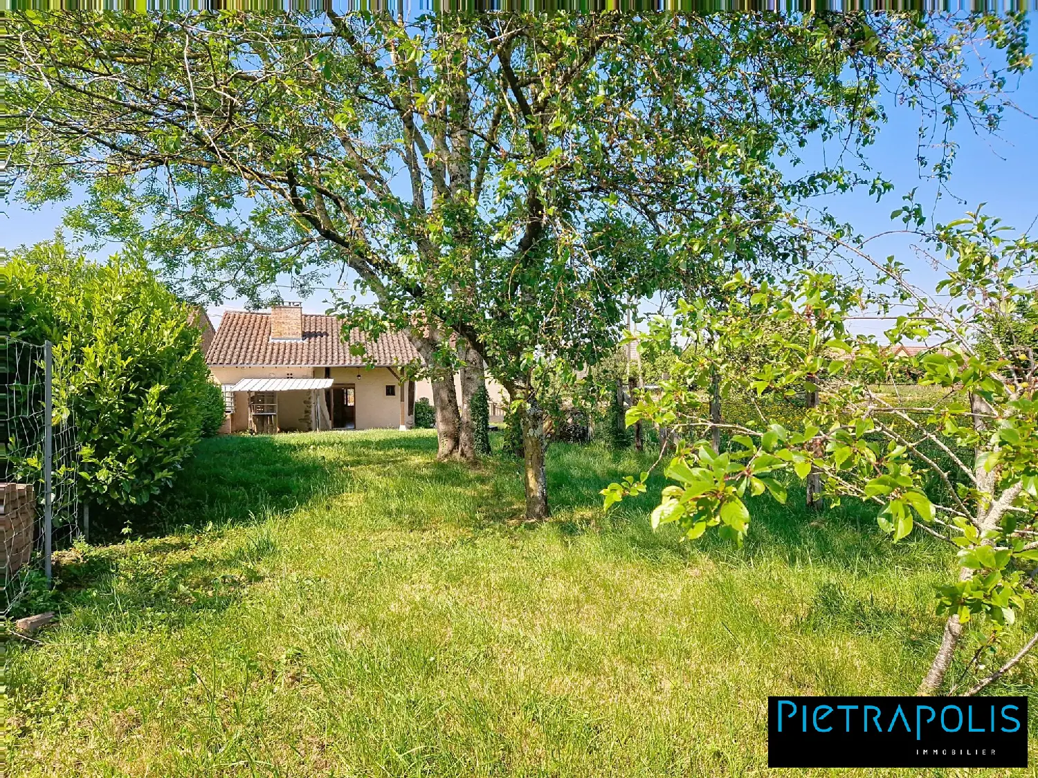  for sale house Semur-en-Brionnais Saône-et-Loire 2