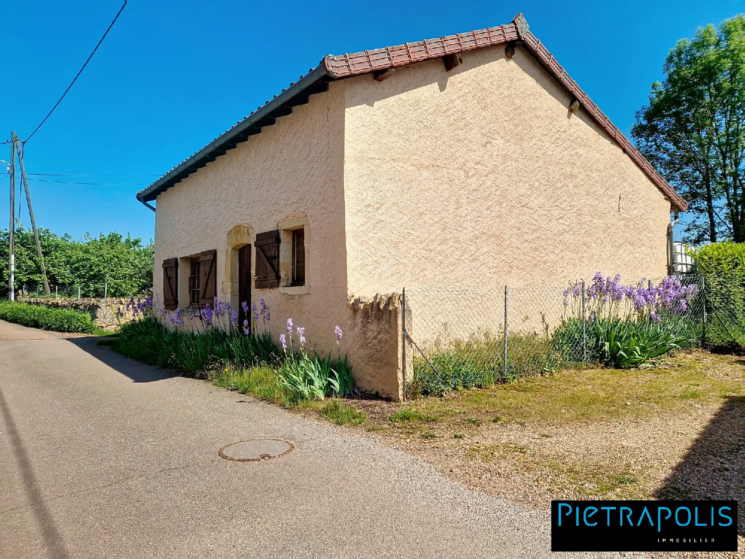  for sale house Semur-en-Brionnais Saône-et-Loire 4