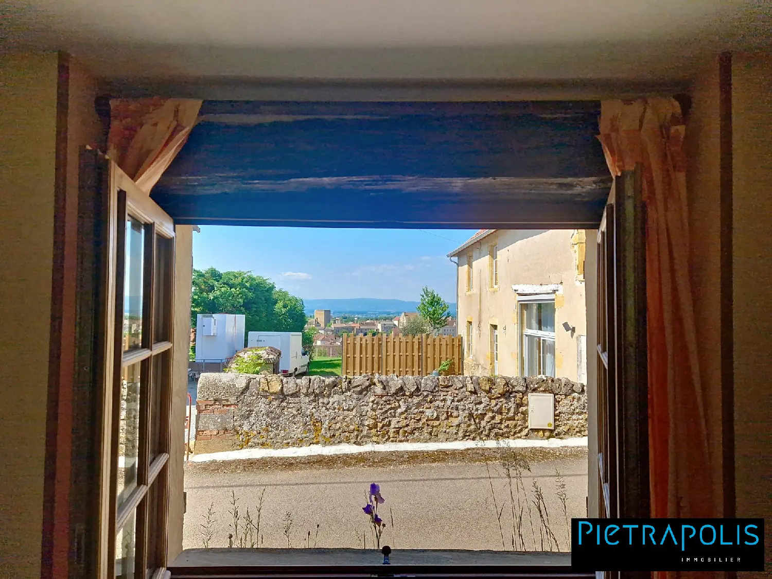  for sale house Semur-en-Brionnais Saône-et-Loire 8