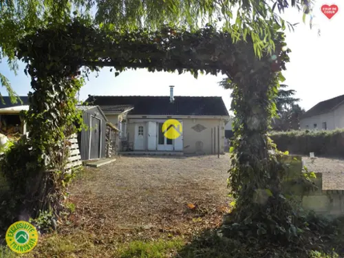Sury-près-Léré Cher huis foto