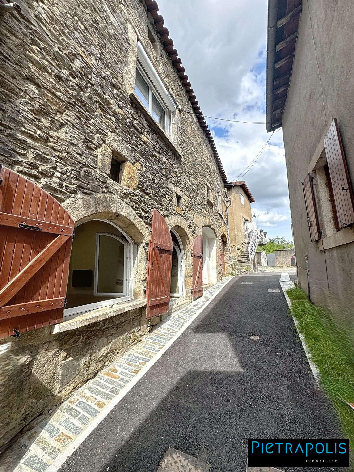  en venta casa Tartaras Loire 5
