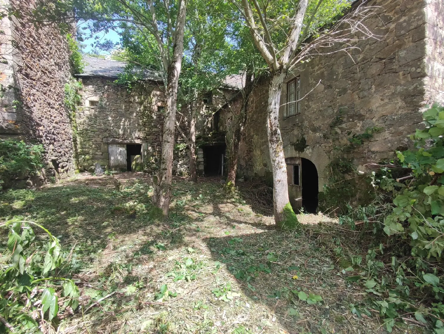  te koop huis Vézins-de-Lévézou Aveyron 1