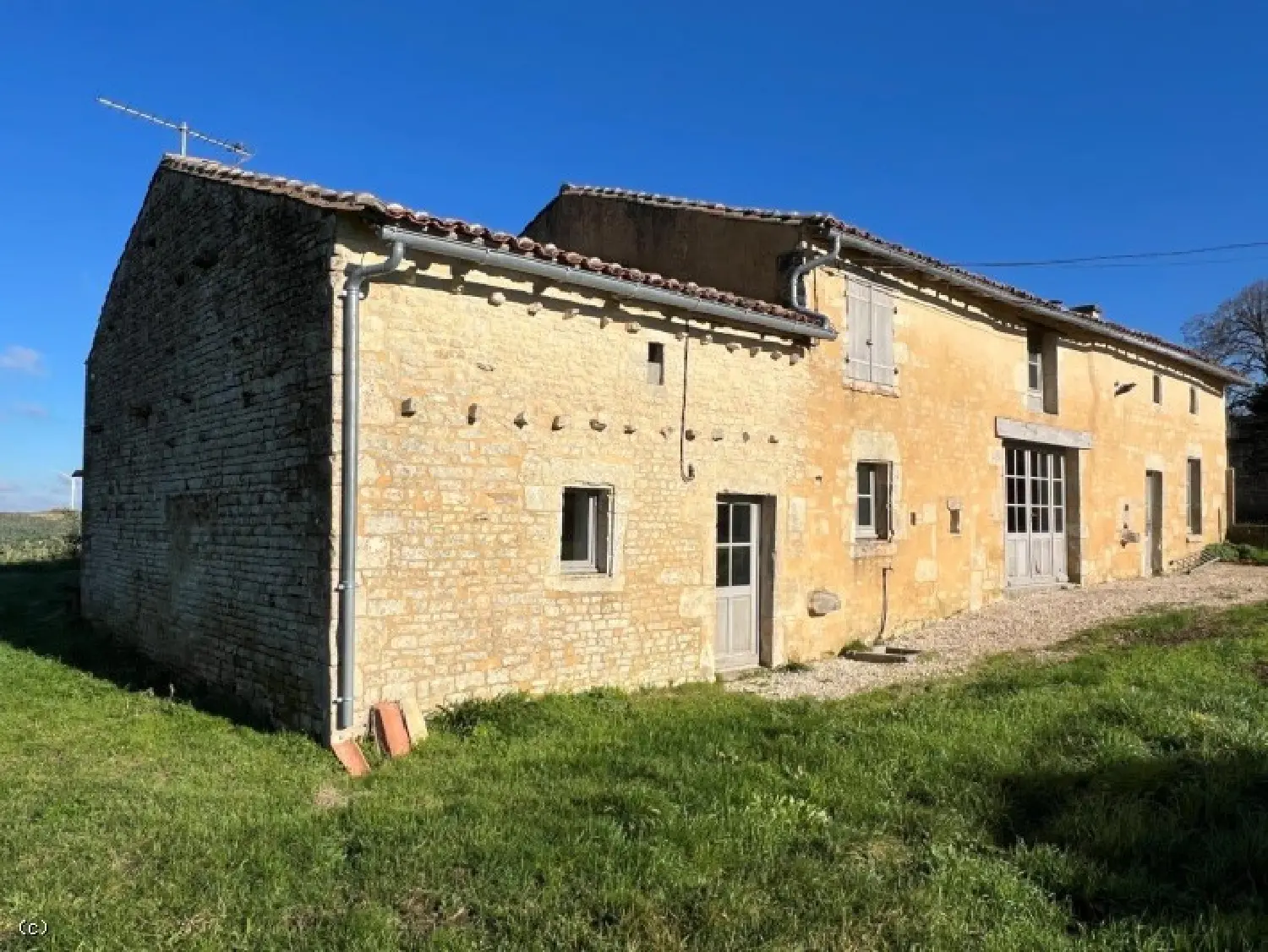  for sale house Villefagnan Charente 3
