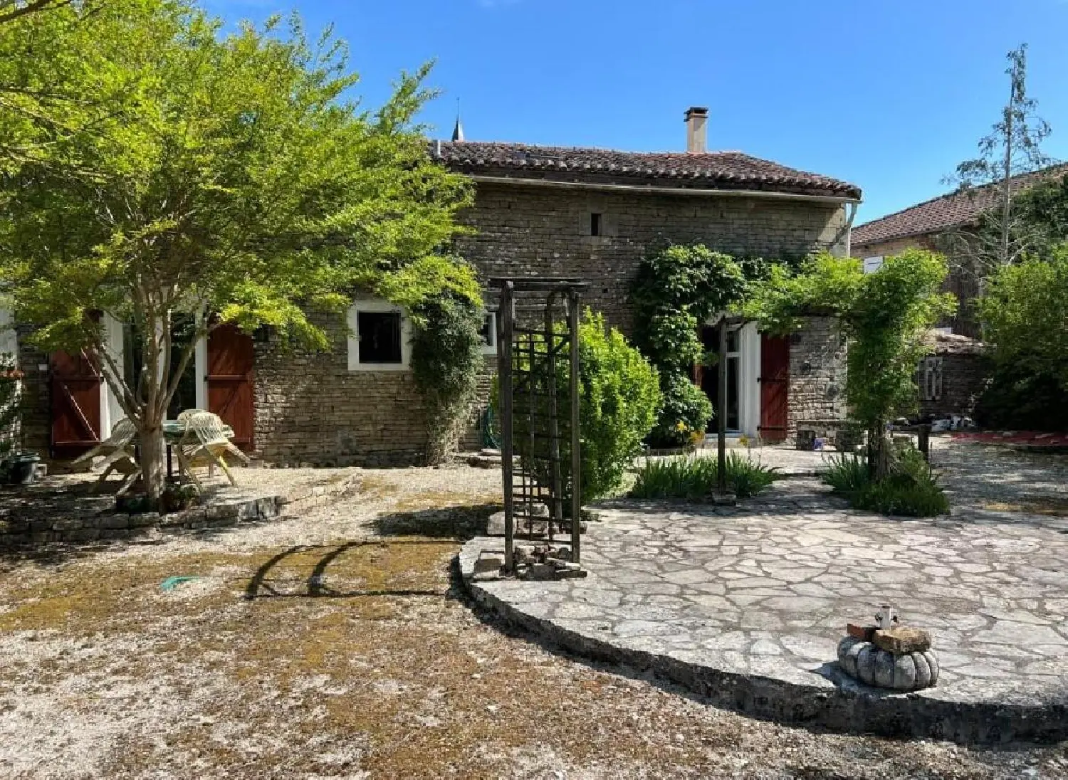  te koop huis Villefagnan Charente 2