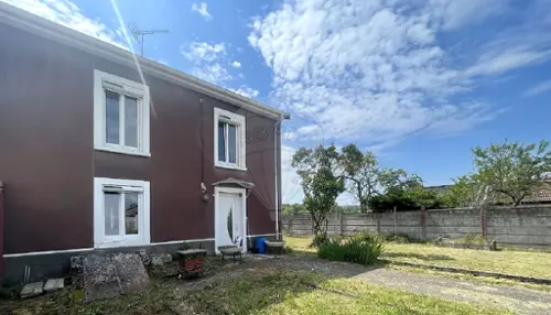 Vincey Vosgos casa foto 7087616