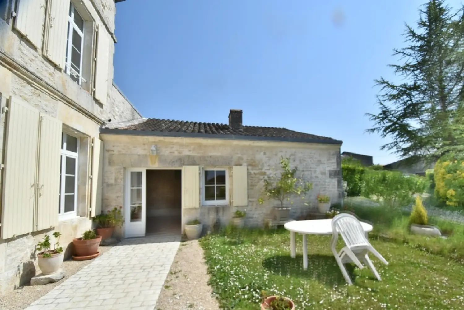  à vendre maison bourgeoise Rouillac Charente 3