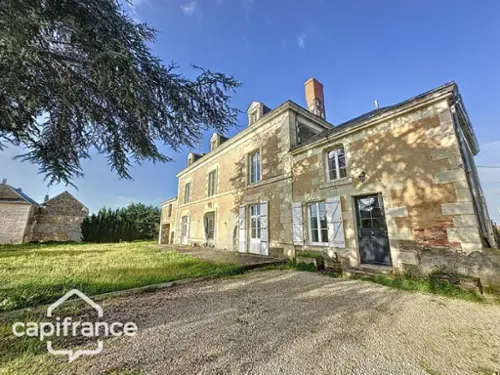 Thouars Deux-Sèvres herenhuis foto 7099591