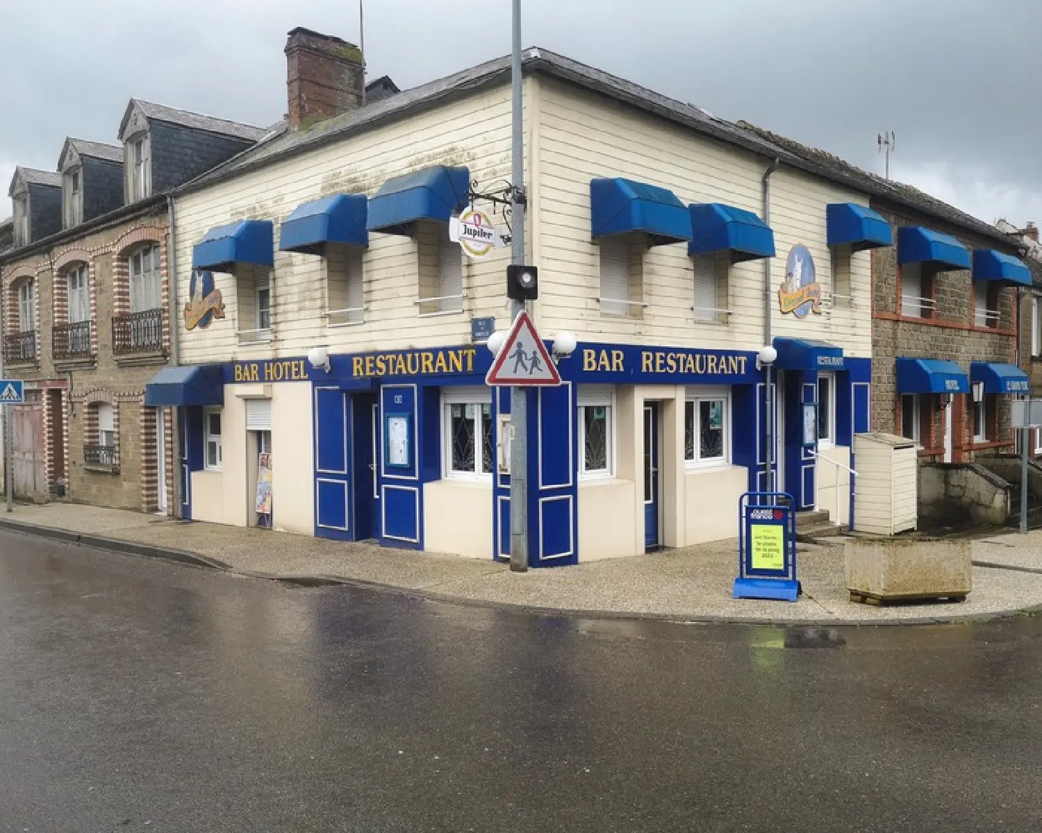  for sale restaurant Bellou-en-Houlme Orne 1