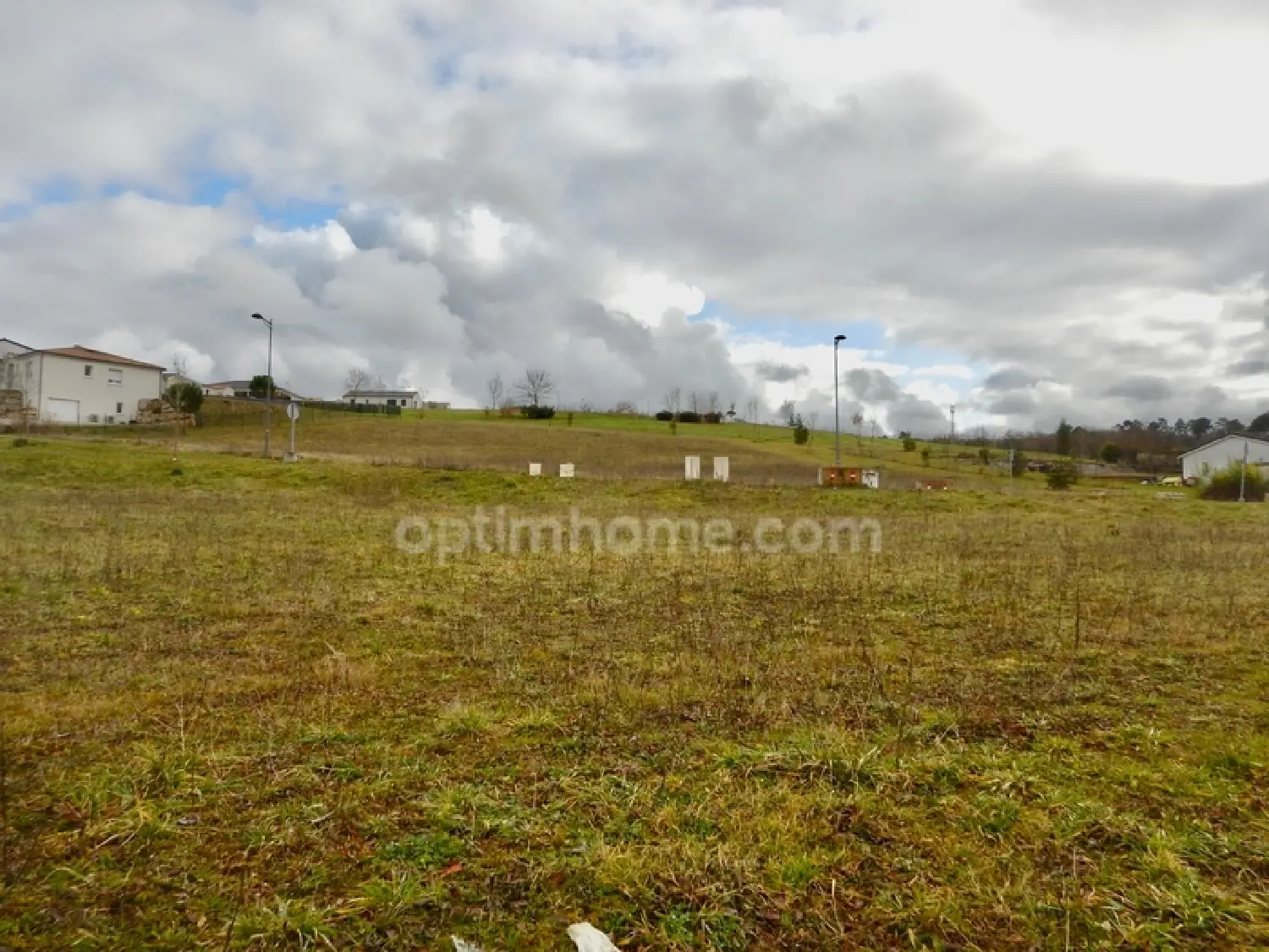  te koop terrein Atur Dordogne 1