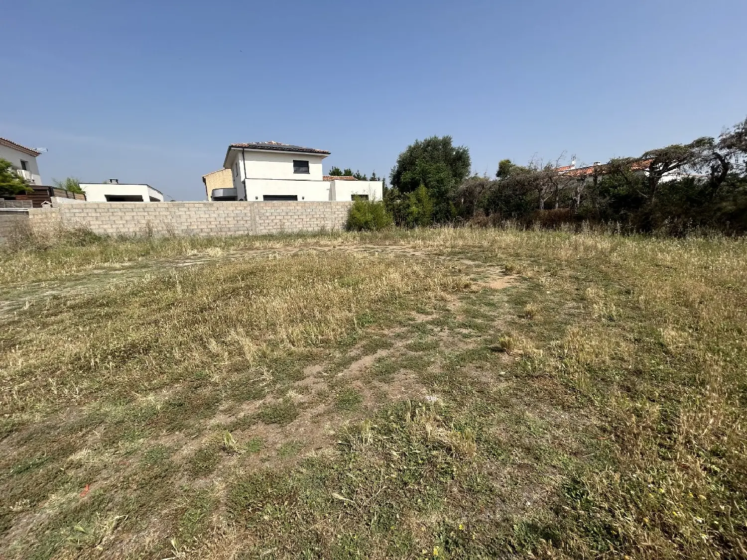 en venta terreno Bessan Hérault 3