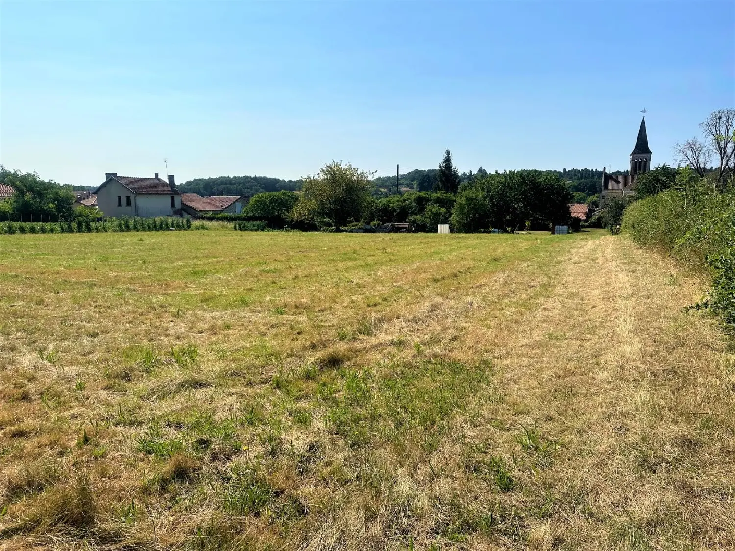  te koop terrein Chabanais Charente 4