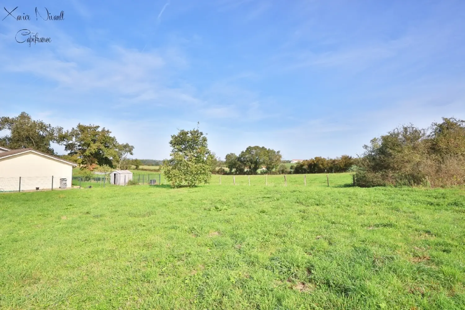  te koop terrein Pont-de-Vaux Ain 1
