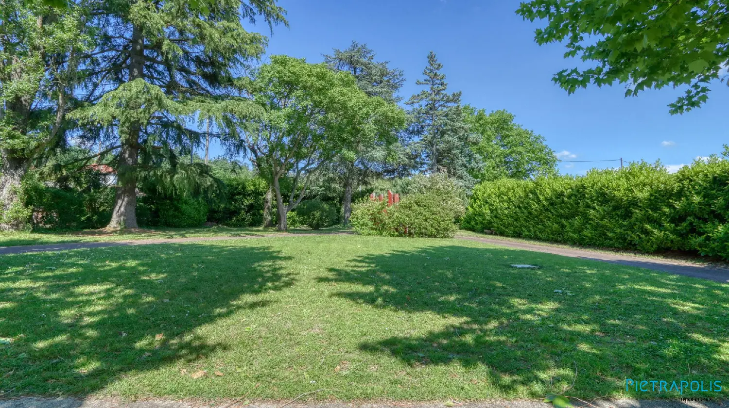  te koop terrein Roussillon Isère 4