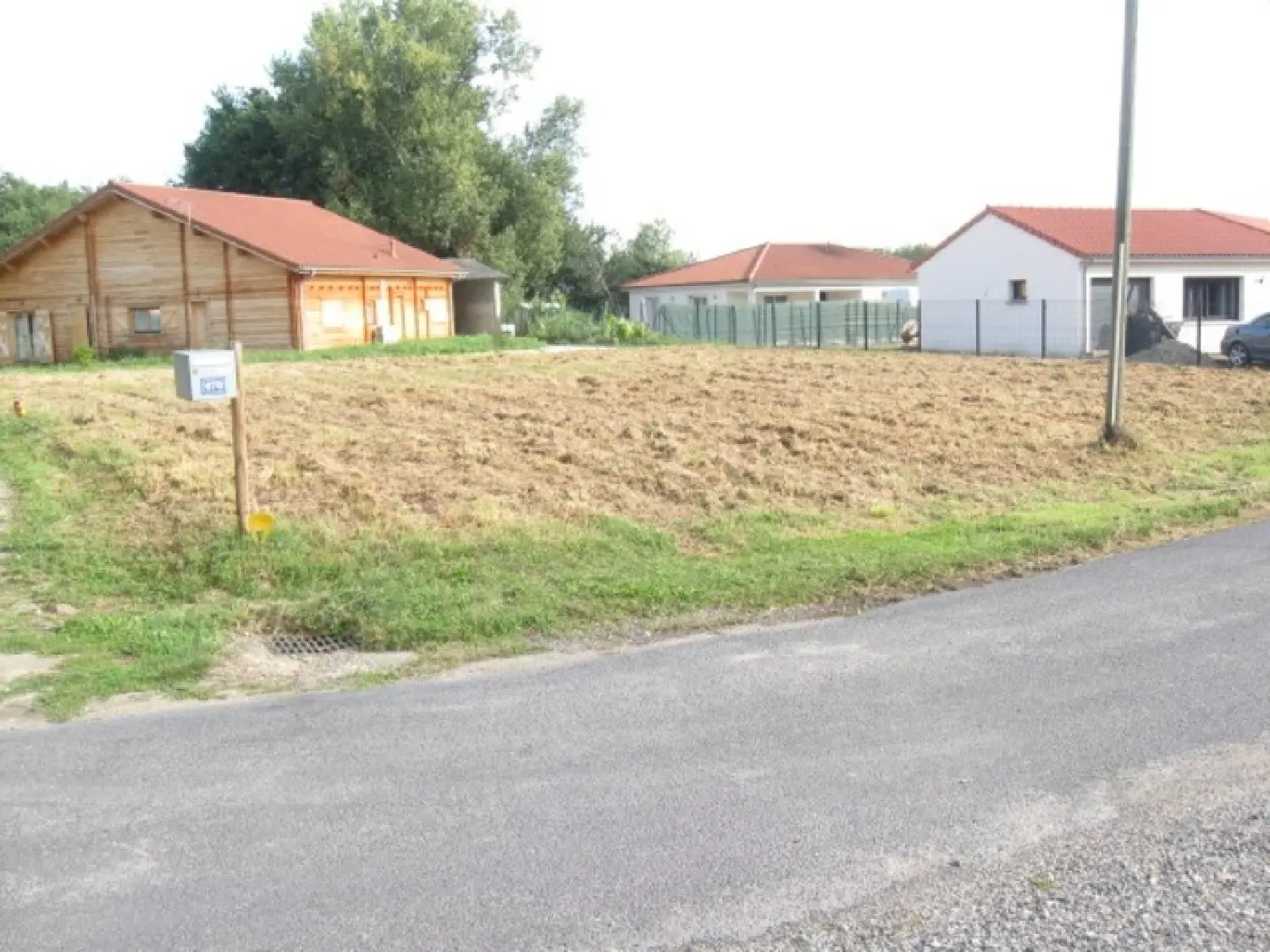  te koop terrein Saint-Jean-d'Heurs Puy-de-Dôme 3